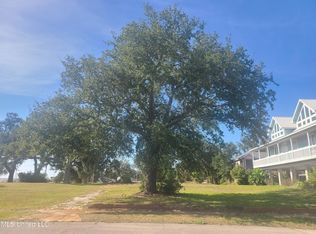 123 Acacia Ave, Biloxi, MS 39530
