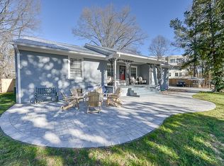 104 W Poplar Ave, CARRBORO, NC 27510