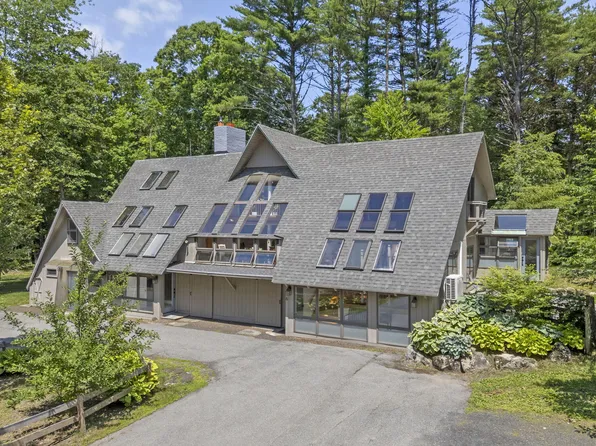 6 Robinson Drive, Rockport, ME 04856