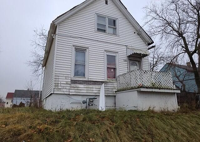 1st image of 1441 W Chambers St
