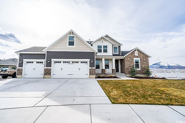 1st image of 821 W Academy Dr #30