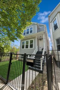 3551 W Lyndale St, Chicago, IL, 60647