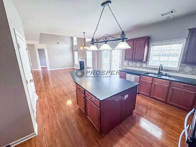 4 Bellflower Ct — Photo 7