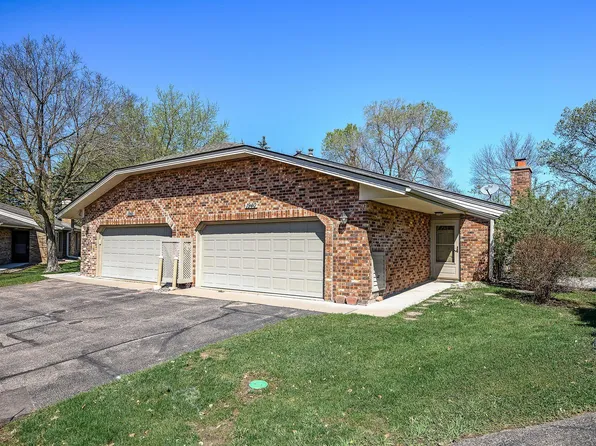 1940 Harbor Ln N, Plymouth, MN 55447