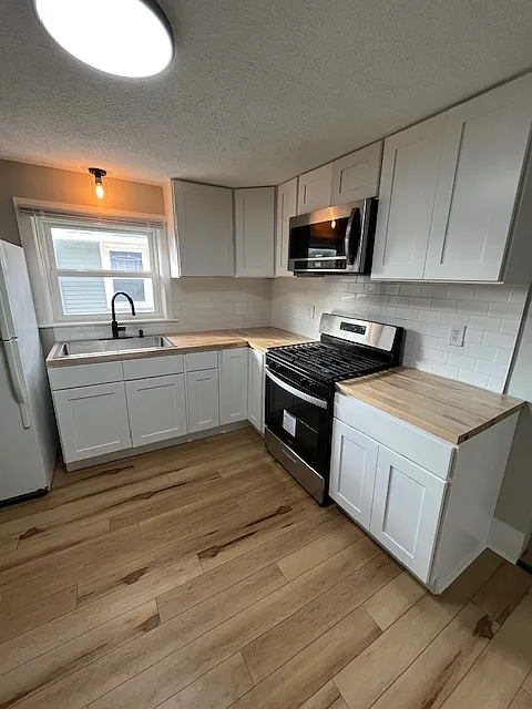 Building Photo - 1112 Albers St SW #2