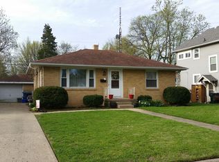 1107 W Springfield Ave, Champaign, IL 61821