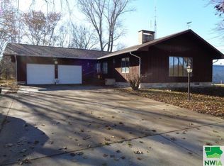 265 Leroy Poulson Rd, Newell, IA 50568