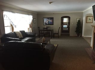 260 S Elm Grove Rd, Brookfield, WI 53005