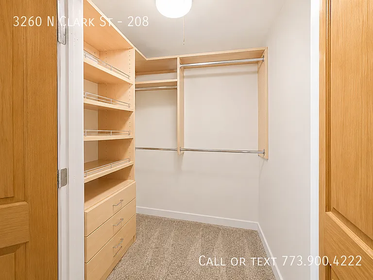 3260 N Clark St #208 — Photo 9