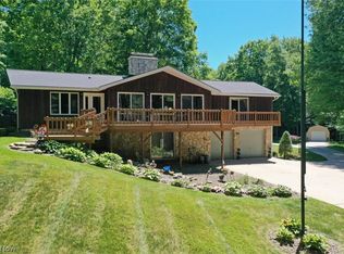 6785 Hankee Rd, Mantua, OH 44255