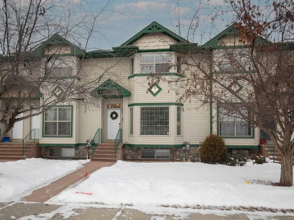 71 S Abel Close, Red Deer, AB T4R 2Y2