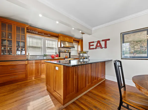 146-36 13th Avenue image 6 of 27