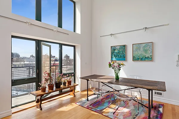 Sold by Compass | media 3