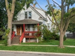 3545 Oak Ave, Brookfield, IL 60513