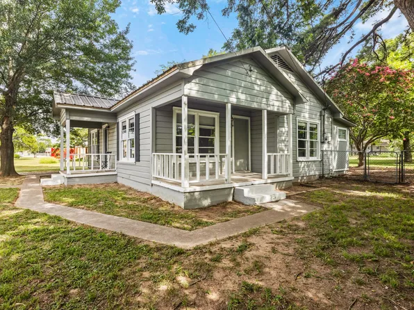 405 Church St, Eustace, TX 75124