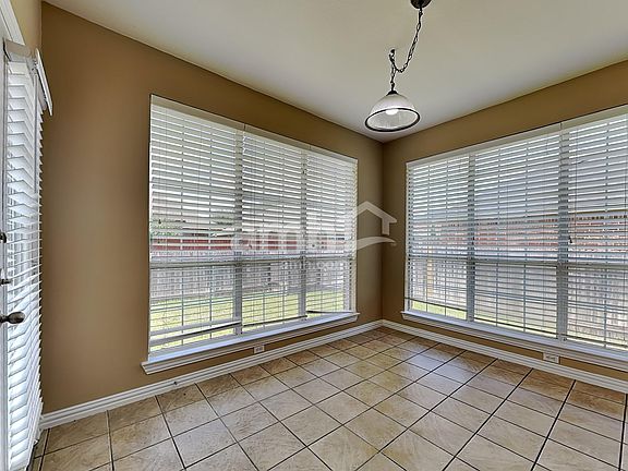 4th image of 6801 Essex Dr