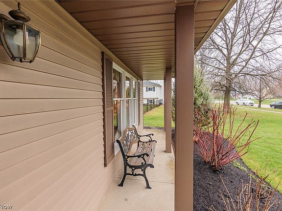 2nd image of 9890 Dogwood Ct