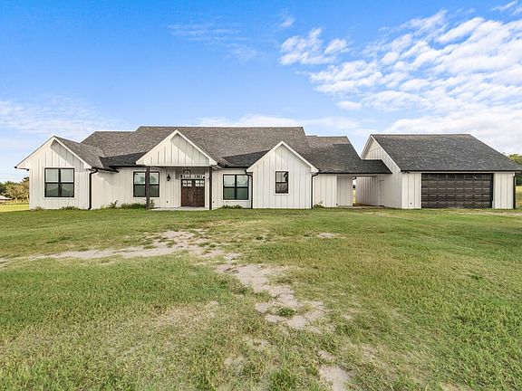 3rd image of 312 An County Rd #1515