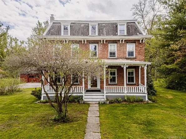 168 County Route 26A, Stuyvesant, NY 12173