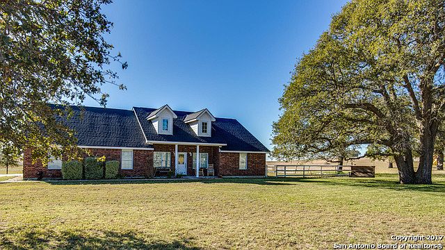 1st image of 724 Lake Valley Dr