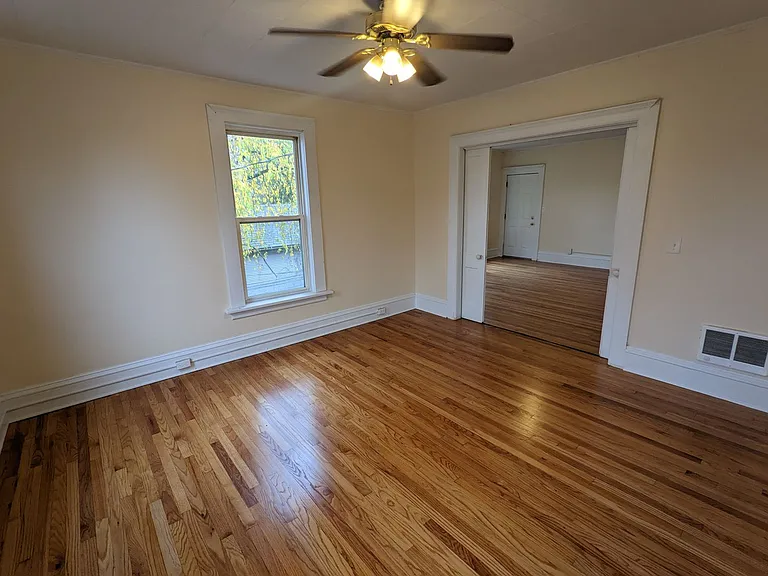 26 Hampden St — Photo 10