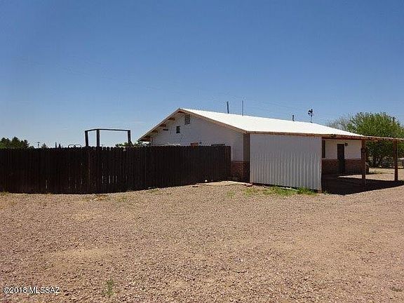 3rd image of 10497 N Highway 191