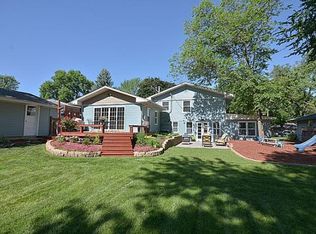 11033 Thomas Ave S, Bloomington, MN 55431