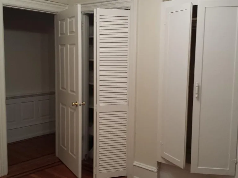1953 Locust St #2R — Photo 13