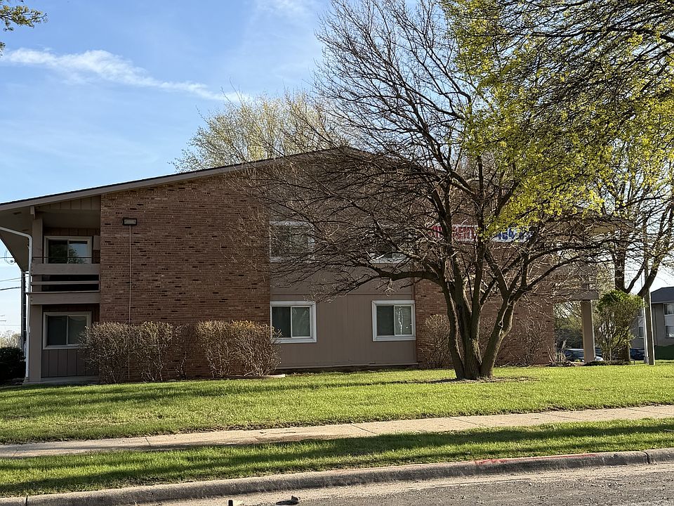 NORTH SIDE OF BUILDING