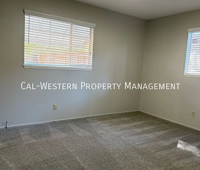 13270 Franklin Ave — Photo 10