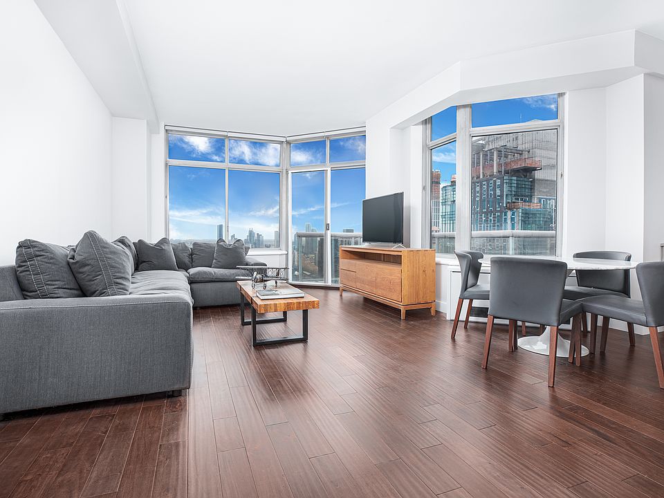 1st image of 188 E 64th St APT 4002