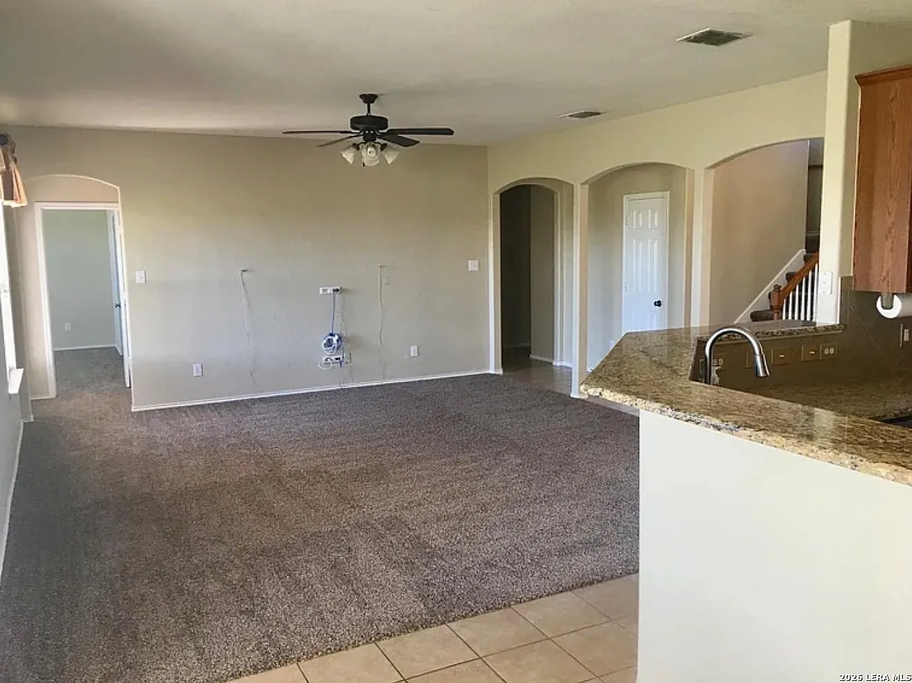 4 bed, 3.0 bath, 2775 sqft, $2,100 — Photo 2