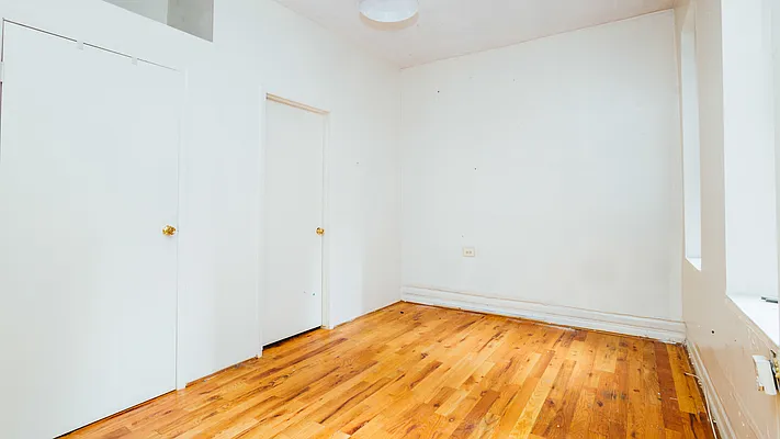 Rented by Nooklyn NYC LLC | media 10