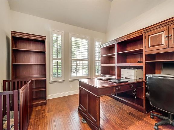 5th image of 5614 Burlwood Estates Dr