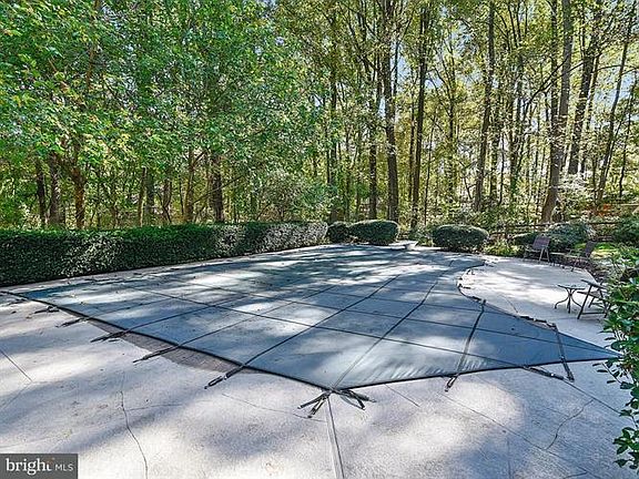 5th image of 10117 Walker Lake Dr