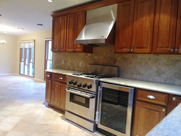 3rd image of 203 S Barry Ave #1