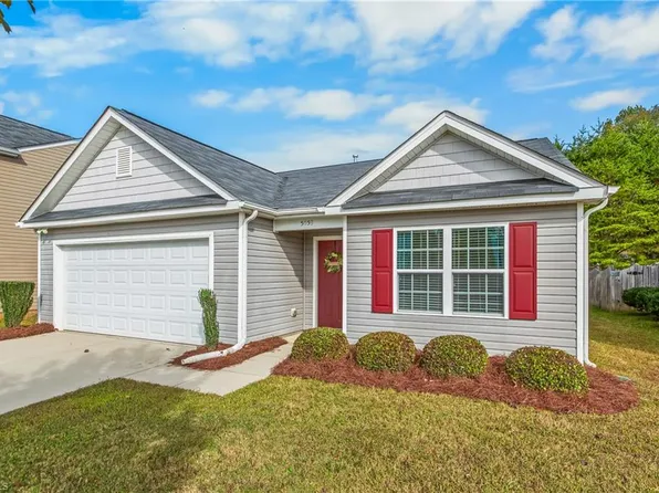 5059 Mount Hope Dr, Winston Salem, NC 27107