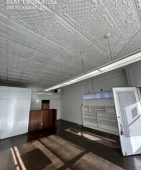288 Richter St #1 — Photo 8