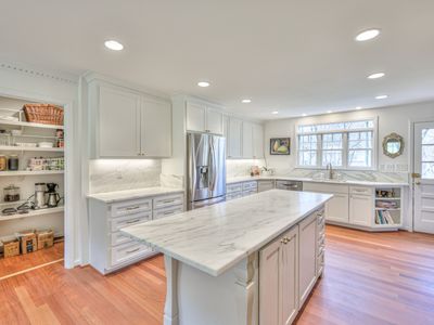 889 Lakemont Dr, Nashville, TN, 37220