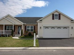 30 Fairmont Ln, Dover, DE 19904