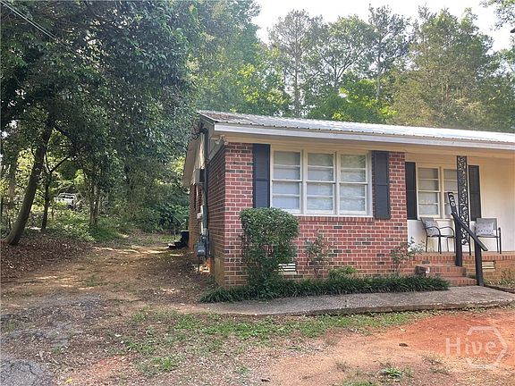 2nd image of 135A Springtree Rd #135A