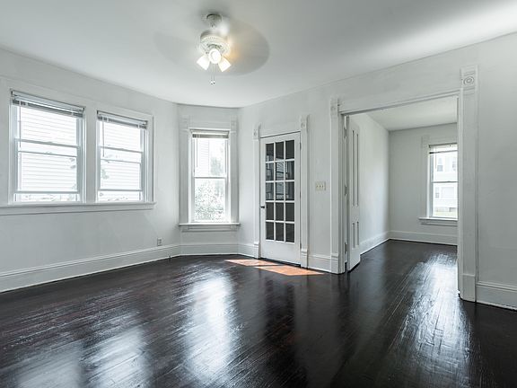 5th image of 2358 N Holton St