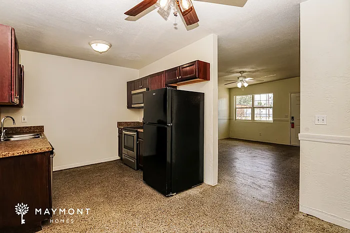 1420 Alabama Ave — Photo 6