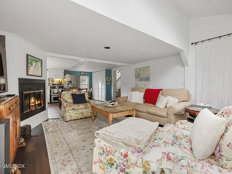 1 Cherry Ln — Photo 22