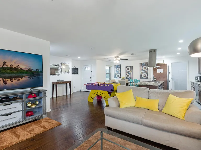 602 N Allen Dr — Photo 33