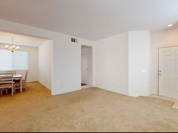 2nd image of 13736 Sunshine Terrace St