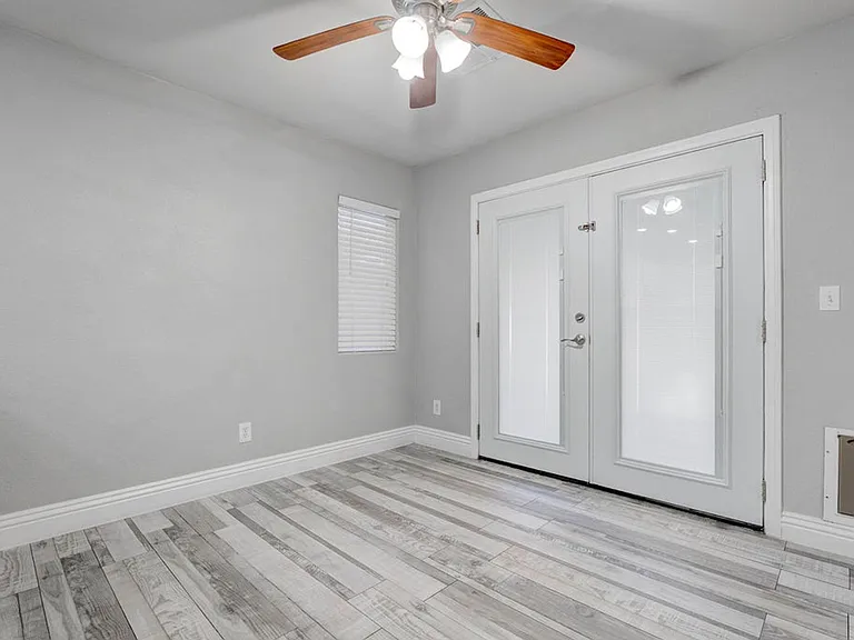 6469 Abbey Door Ct — Photo 19