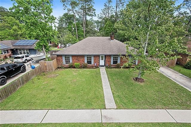 1st image of 1549 Lakewood Dr