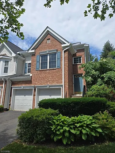 313 Winthrop Dr Photo 1