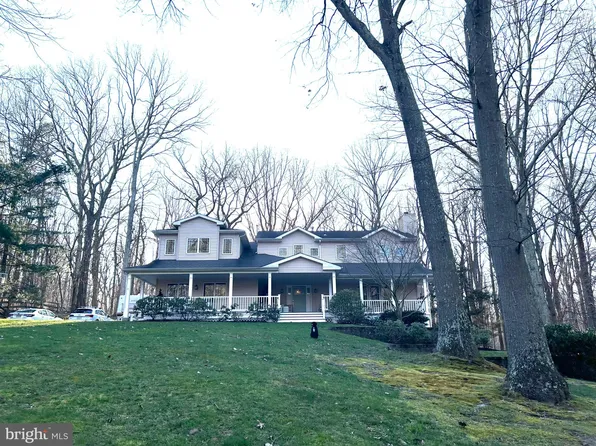 3 Yeger Ct, Perrineville, NJ 08535